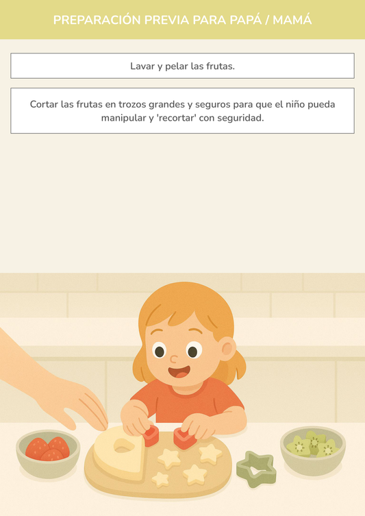 Niño usando torre de aprendizaje mientras realiza la actividad mini ensalada de frutas divertidas en la cocina.