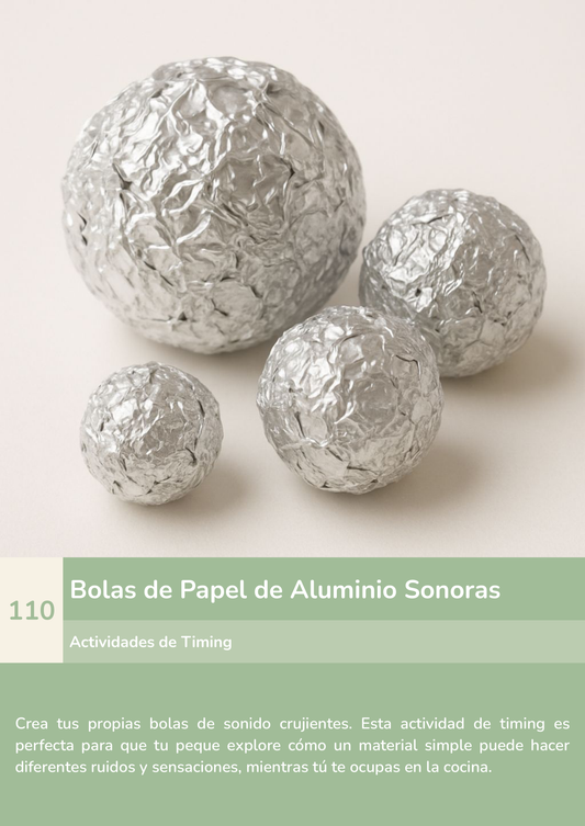 Torre de aprendizaje Montessori, actividad bolas de papel de aluminio sonoras.